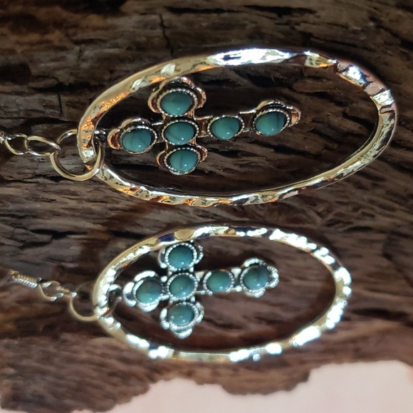 Cross Earrings Hoop Earrings - Picture 5 of 8